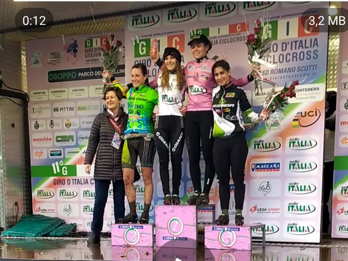 Ciclismo: Nicole Pesse torna in rosa al griro d'Italia di ciclocross Ciclismo: Nicole Pesse torna in rosa al griro d'Italia di ciclocross