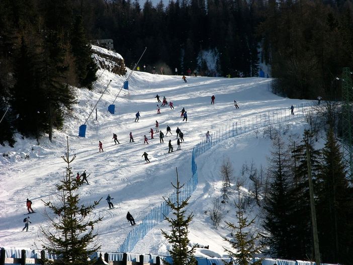 Sci: Aosta, Chamolé e Pila uniscono le forze sul campo Sci: Aosta, Chamolé e Pila uniscono le forze sul campo