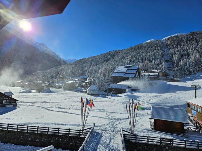 Sci. Gli studenti dell'Istituto Leone XIII di Milano in pista per la Coppa Europa di Santa Caterina Valfurva