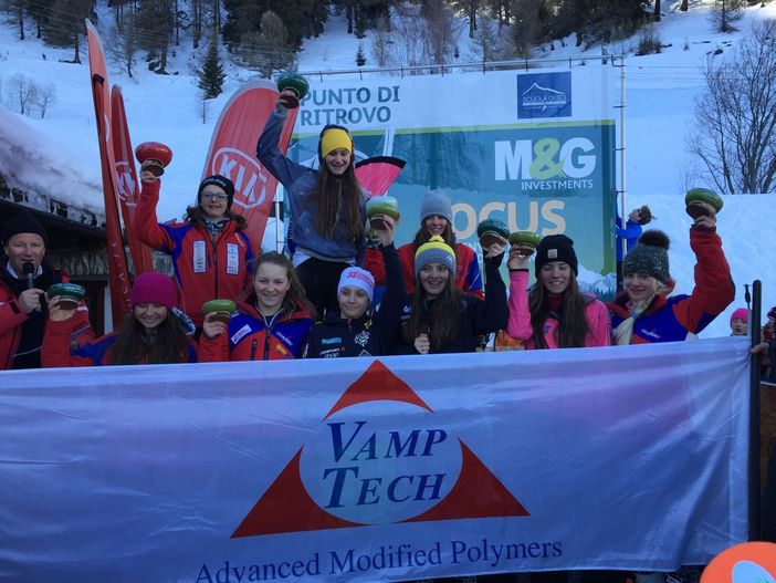 Sci alpino: a Belfrond, Bassi e un doppio Perretta nello slalom a Courmayeur Sci alpino: a Belfrond, Bassi e un doppio Perretta nello slalom a Courmayeur