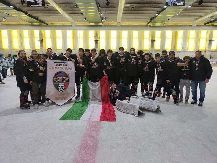 Under 17 impegnata ad Aosta - Roster: Lamberti, De Santi, Muraro, Gianni, Kantioler, Dedja, Madaschi con il supporto di 3 ucraini che ospitiamo e 2 ucraine e 3 amici di Como. Coach Davide Picco