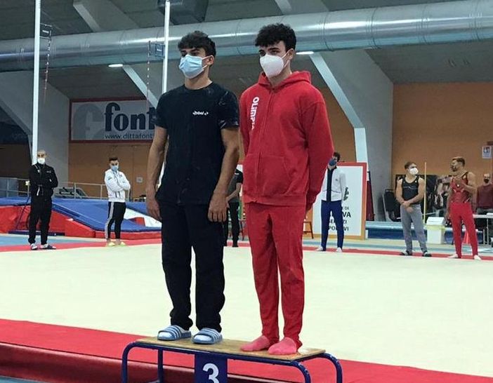 Alessandro Arosio (ds) sul podio Alessandro Arosio (ds) sul podio