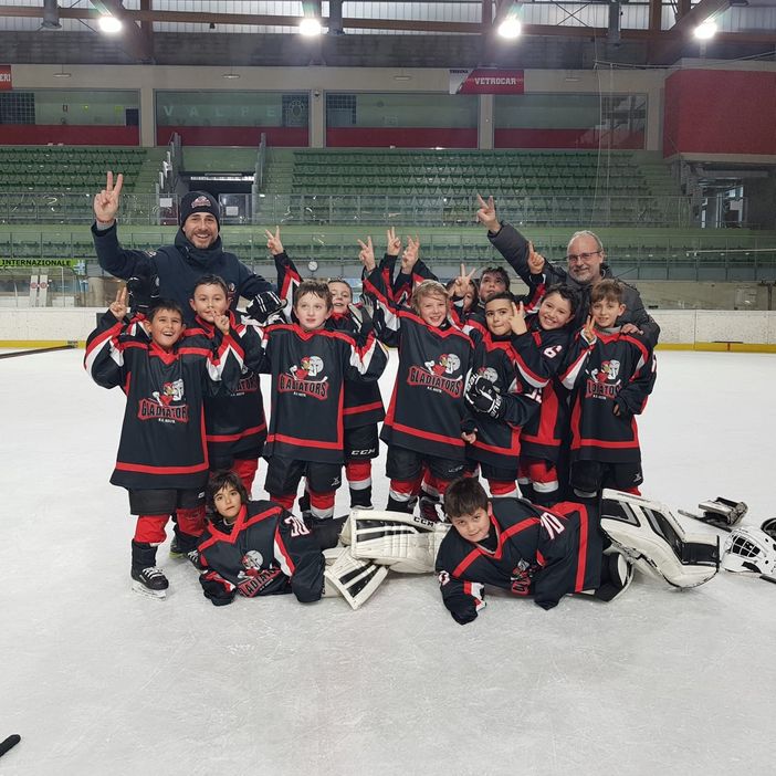 Hockey Ghiaccio: Gli U 9  dei Gladiators conquistano il Memorial Ciaz