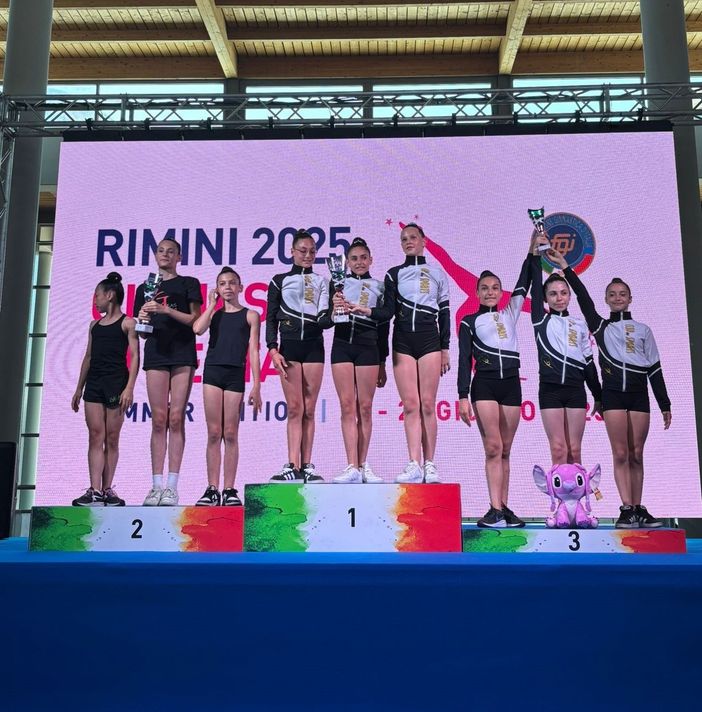Le ginnaste del Club des Sports brillano a Rimini