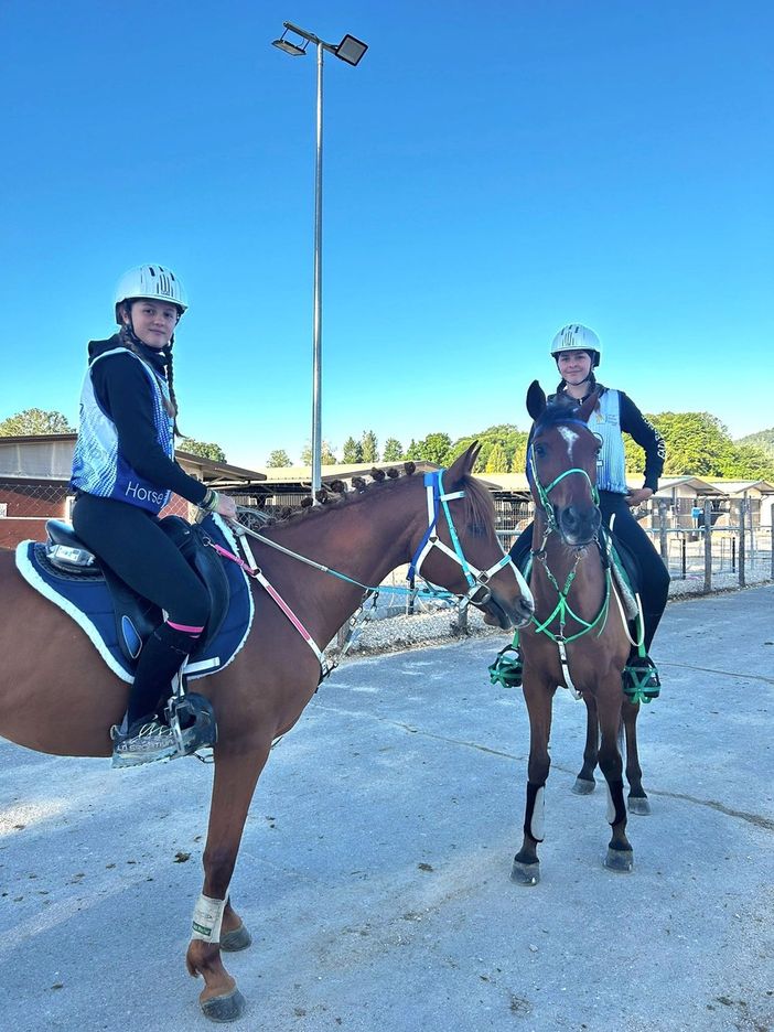 Da sx Lisa Rocher e Amelie Garin Da sx Lisa Rocher e Amelie Garin