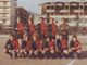 Una delle ultime formazioni della gloriosa Aosta Calcio. Notare le gradinate popolari affollate di tifosi. (MEDIAPOLITIKA.COM di Marco Milan – Foto MEDIAPOLITIKA.COM)