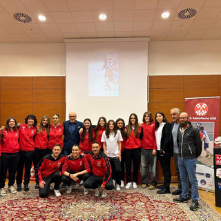 Calcio F: Saint-Pierre sogna in rosa: la U9 femminile pronta a giocarsi le final four nazionali