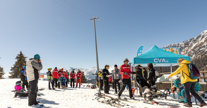 SciAbilmente: tre giornate sugli sci dedicate alle persone con disabilità SciAbilmente: tre giornate sugli sci dedicate alle persone con disabilità