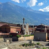 Crisi Cogne Acciai Speciali, il Consiglio comunale di Aosta lancia l’allarme: «A rischio il potere d’acquisto di 1.200 famiglie»