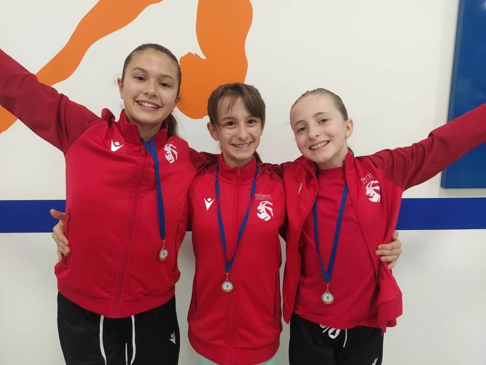 Clio Nicoletta, Stéphanie Centoz e Adele Malgaroli