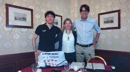 Da sinistra il Presidente Uscente Giorgio Rambaldi, La neo presidente Sonia Sopranzi, il segretario generale Jorgen Olshov