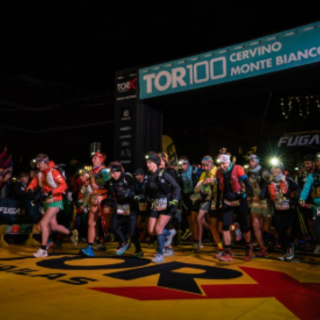 La partenza del TOR100 - photo credits Nicola Biagetti - Zzam! Agency