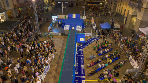 Atletica: Aosta si prepara per la 13esima edizione di Asta in Piazza Chanoux Atletica: Aosta si prepara per la 13esima edizione di Asta in Piazza Chanoux