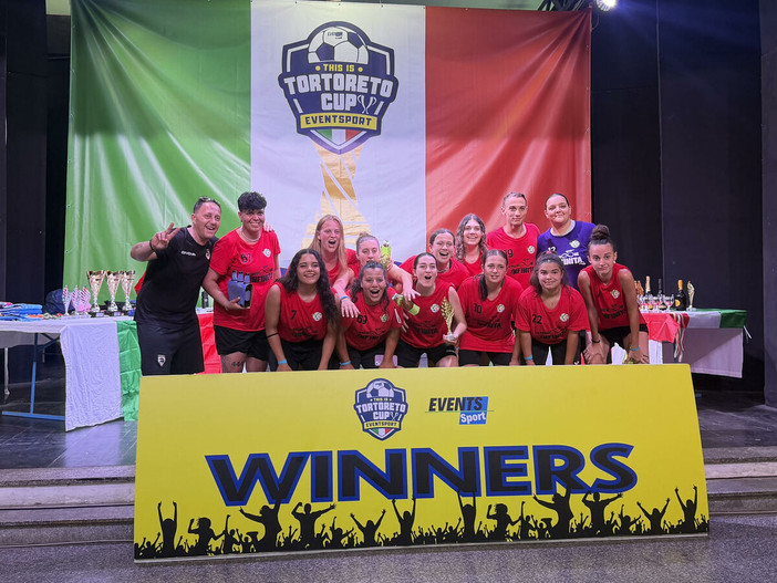 Le convocate: Denise Minardi, Aurora D’Asta, Valentina Cugnod, Francesca Crivellaro, Linda Seris, Beatrice Decaroli, Martina Brunelli, Sara Demurtas, Darlisa Cagnola, Ilary Piras, Elodie Chenal, Giorgia Pellegrinuzzi. Le convocate: Denise Minardi, Aurora D’Asta, Valentina Cugnod, Francesca Crivellaro, Linda Seris, Beatrice Decaroli, Martina Brunelli, Sara Demurtas, Darlisa Cagnola, Ilary Piras, Elodie Chenal, Giorgia Pellegrinuzzi.
