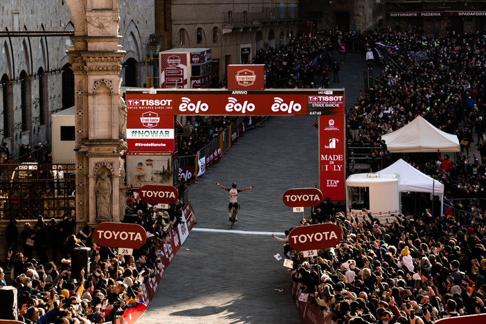 Ciclismo: 53° giro VdA arriva ai piani di Tavagnasco Ciclismo: 53° giro VdA arriva ai piani di Tavagnasco
