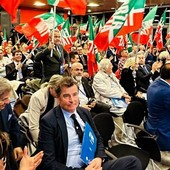 Telefonata minatoria ad “Azzurri in vetta”: solidarietà a Tajani. Rini pone la montagna al centro dell'agenda politica Telefonata minatoria ad “Azzurri in vetta”: solidarietà a Tajani. Rini pone la montagna al centro dell'agenda politica