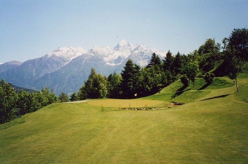 Solidarietà e inclusione in campo al Golf Club per la gara del Soroptimist International Solidarietà e inclusione in campo al Golf Club per la gara del Soroptimist International