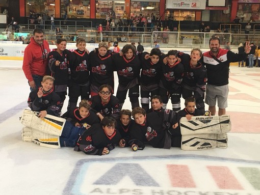 Hockey: HC Aosta Gladiators sugli scudi a Brunico