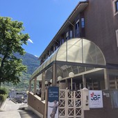 Tagli sulla pelle degli anziani: al J.B. Festaz altri 7 operatori in meno