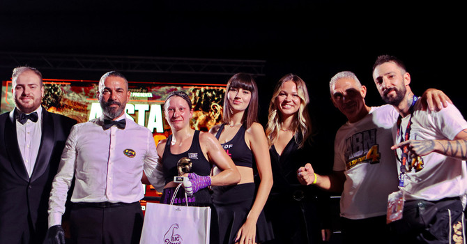 Aosta Boxing Night IV, il ring si accende. Macrì torna alla vittoria, ma la Rocky Gym lancia l’allarme
