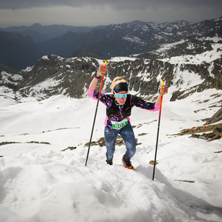 Due vertical hanno chiuso il weekend di gare della Monte Rosa SkyMarathon. Qui Victoria Kreuzer lanciata verso il record. ©DamianoBenedettoPhoto