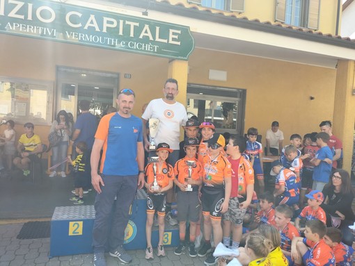 Ciclismo: I Giovanissimi dell’Orange Bike Team sul podio a airasca