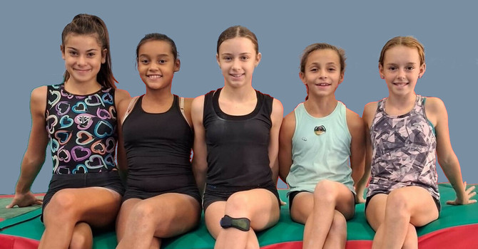 Aurora Mileto, Sthacy Gonzales, Emi Bertucci, Luce Pavan e Elodie Joux