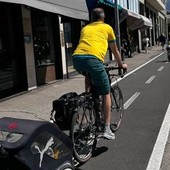 Aosta, città virtuosa: 37.000 verbali in un anno e la bicicletta che passa indenne