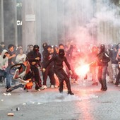 Senza se e senza ma. E la storia? Senza se e senza ma. E la storia?