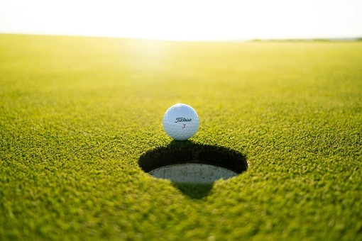 Golf, weekend di gare al circolo: assegnati il XXIX Trofeo Lello Simoni e il Trofeo C.R.E.R. Enti Locali Golf, weekend di gare al circolo: assegnati il XXIX Trofeo Lello Simoni e il Trofeo C.R.E.R. Enti Locali