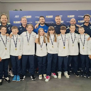 da sx Viérin, Pettenon, Gaspard, Borsato, Perrin, Perrelli, Melotti, Cerni, Robba, Dufour, Gagliano, Paonessa, con alle spalle i Tecnici delle Federazione
