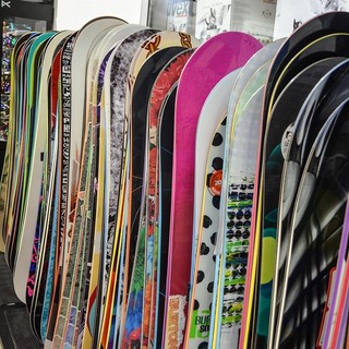 Guida all'acquisto della tavola da snowboard: Consigli e Informazioni Essenziali