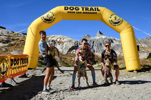 Il podio del Dog Trail Gran San Bernardo - Photo Credits Alessandro Zambianchi